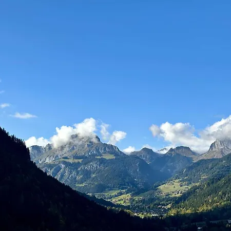 Grand T4 Lumineux En Plein Coeur De - Multipass Inclu Appartement Châtel